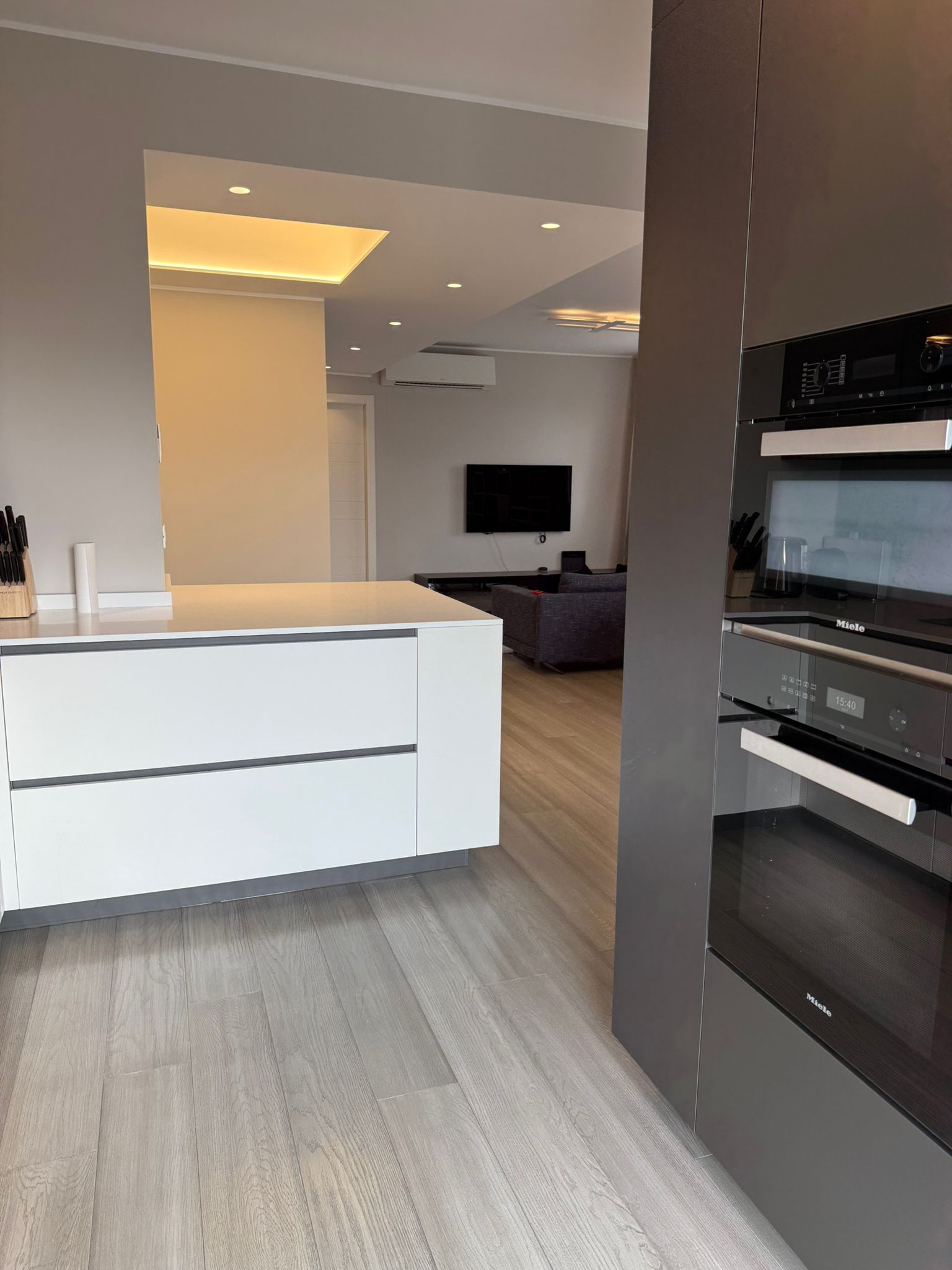ULTIMO PIANO BELLISSIMO ATTICO CON TERRAZZO E BOX DOPPIO