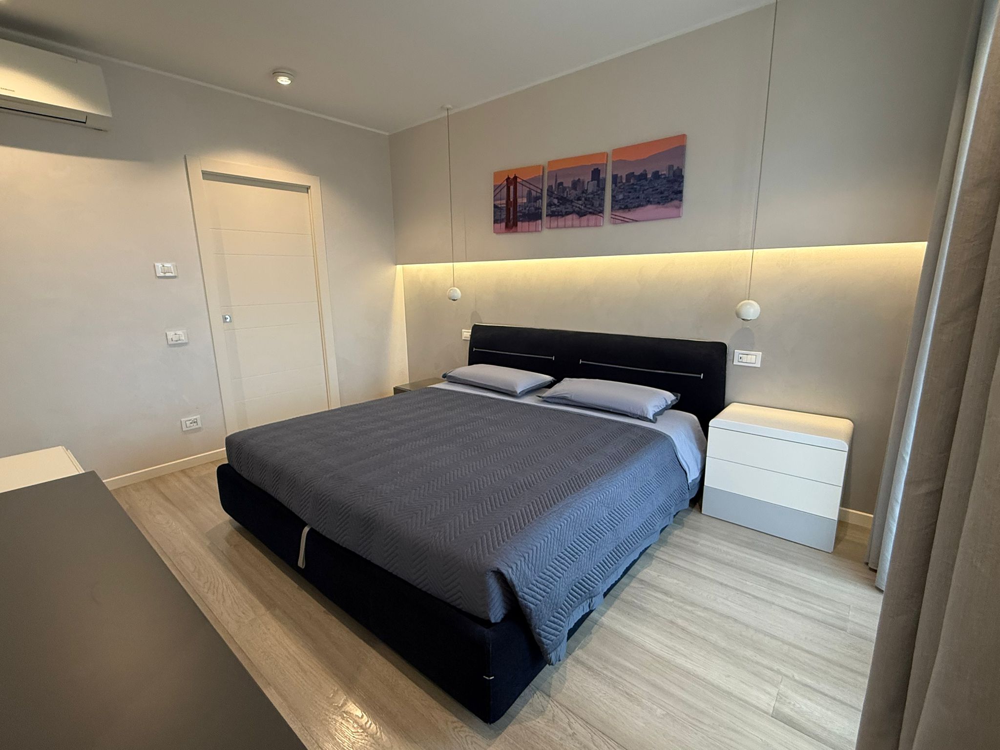 ULTIMO PIANO BELLISSIMO ATTICO CON TERRAZZO E BOX DOPPIO