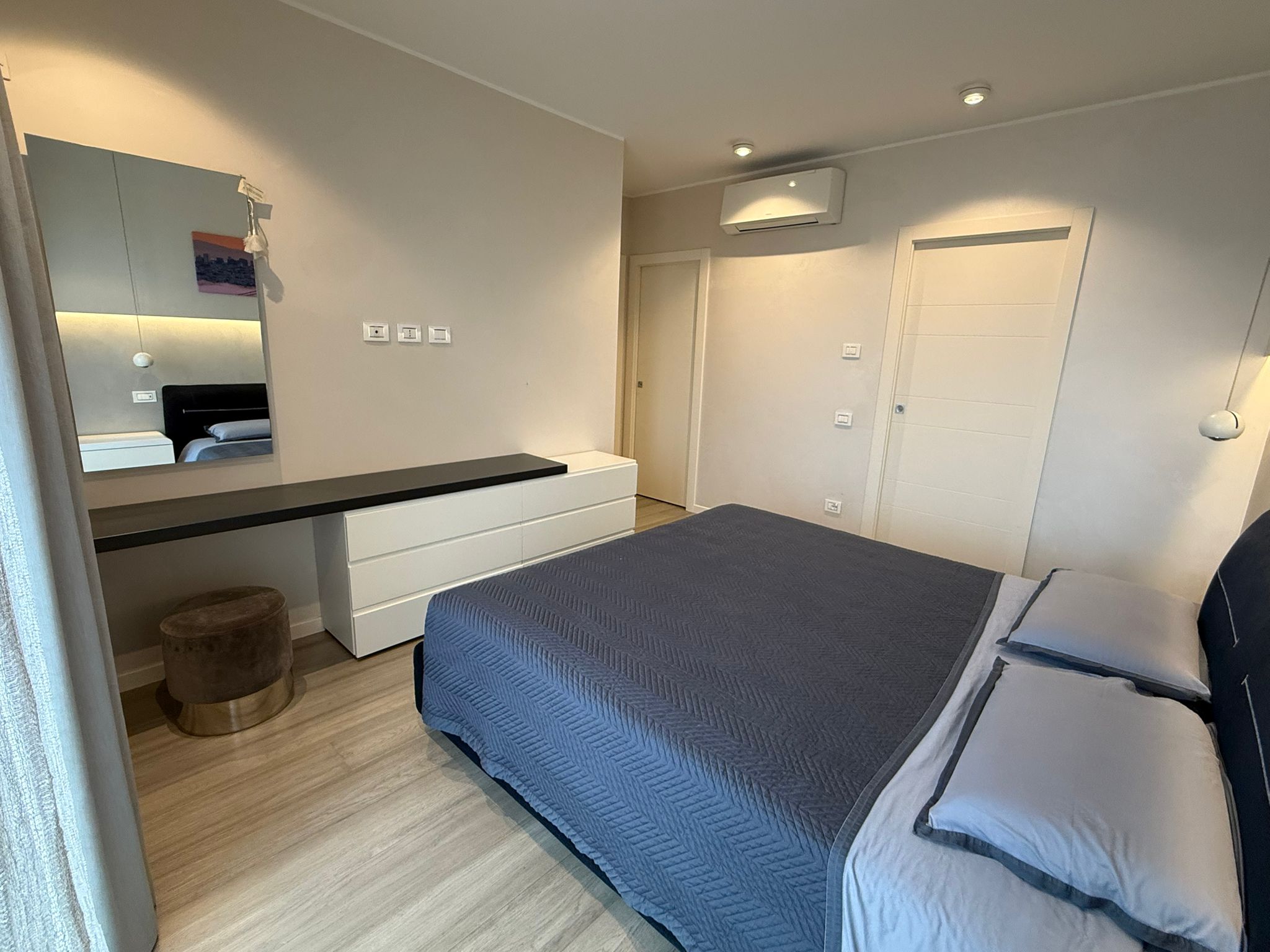 ULTIMO PIANO BELLISSIMO ATTICO CON TERRAZZO E BOX DOPPIO