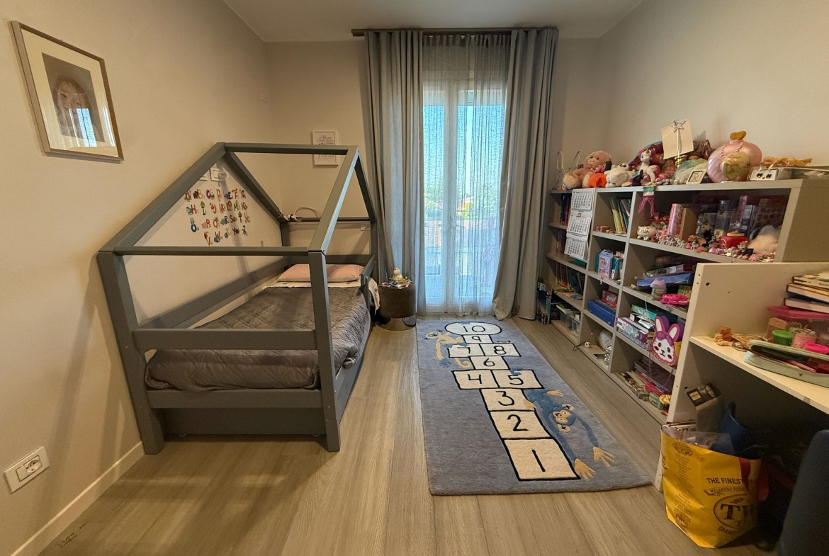 ULTIMO PIANO BELLISSIMO ATTICO CON TERRAZZO E BOX DOPPIO