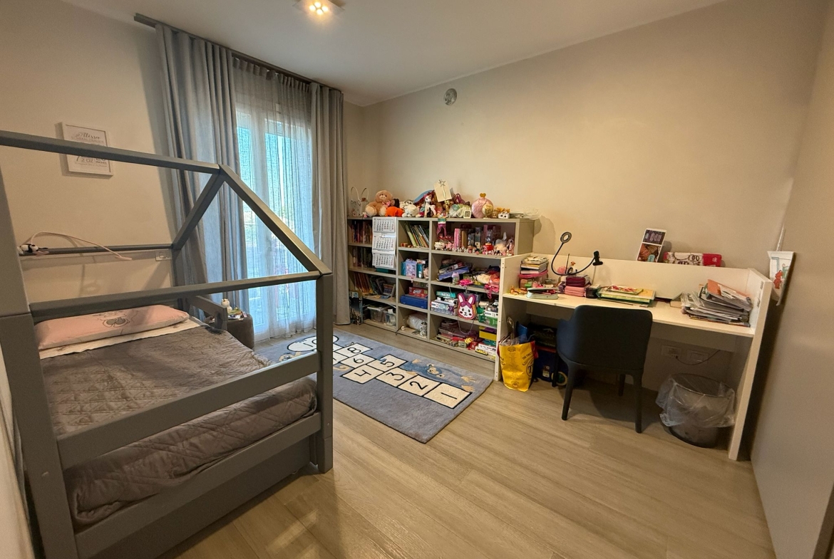 ULTIMO PIANO BELLISSIMO ATTICO CON TERRAZZO E BOX DOPPIO