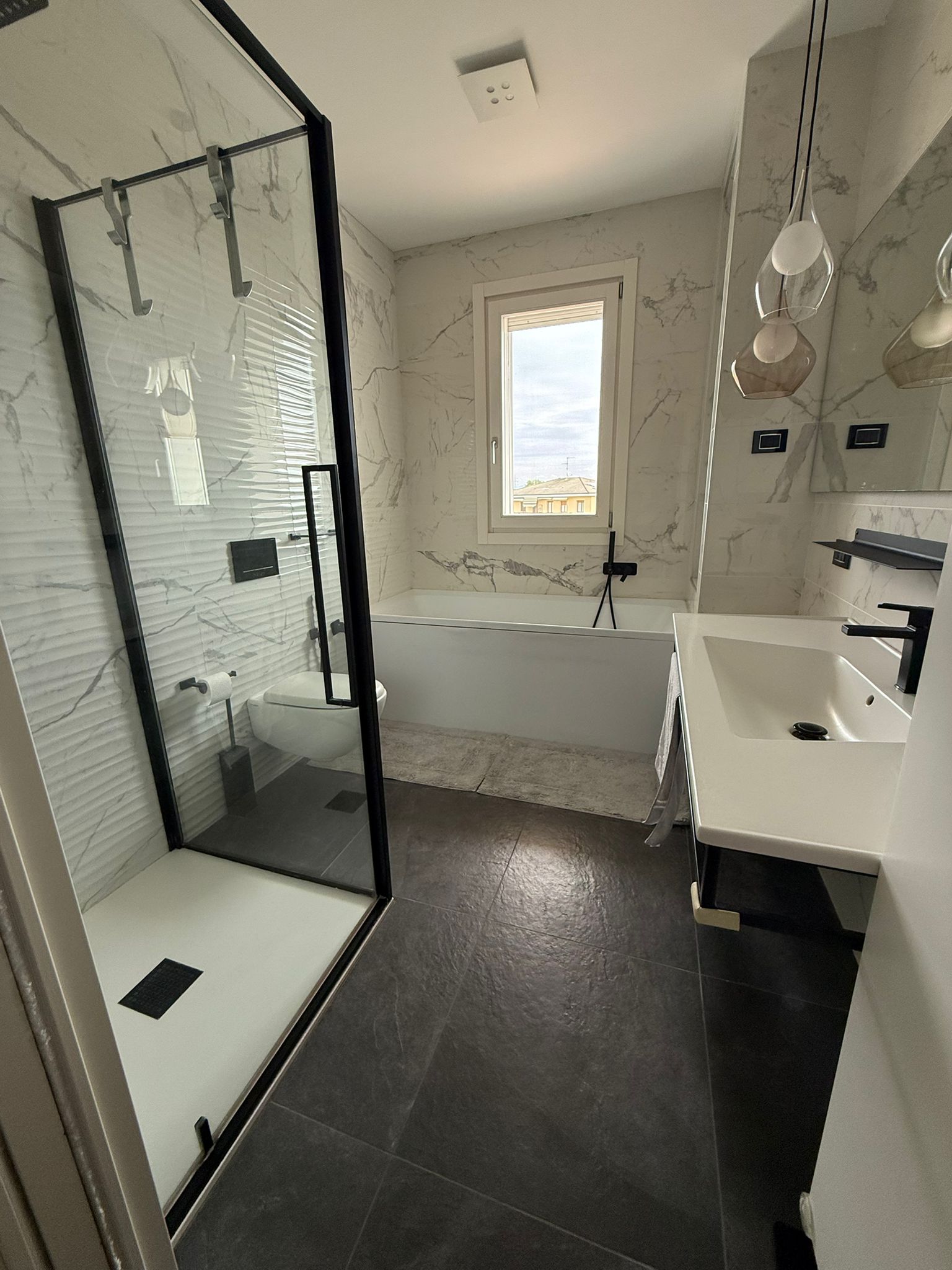 ULTIMO PIANO BELLISSIMO ATTICO CON TERRAZZO E BOX DOPPIO