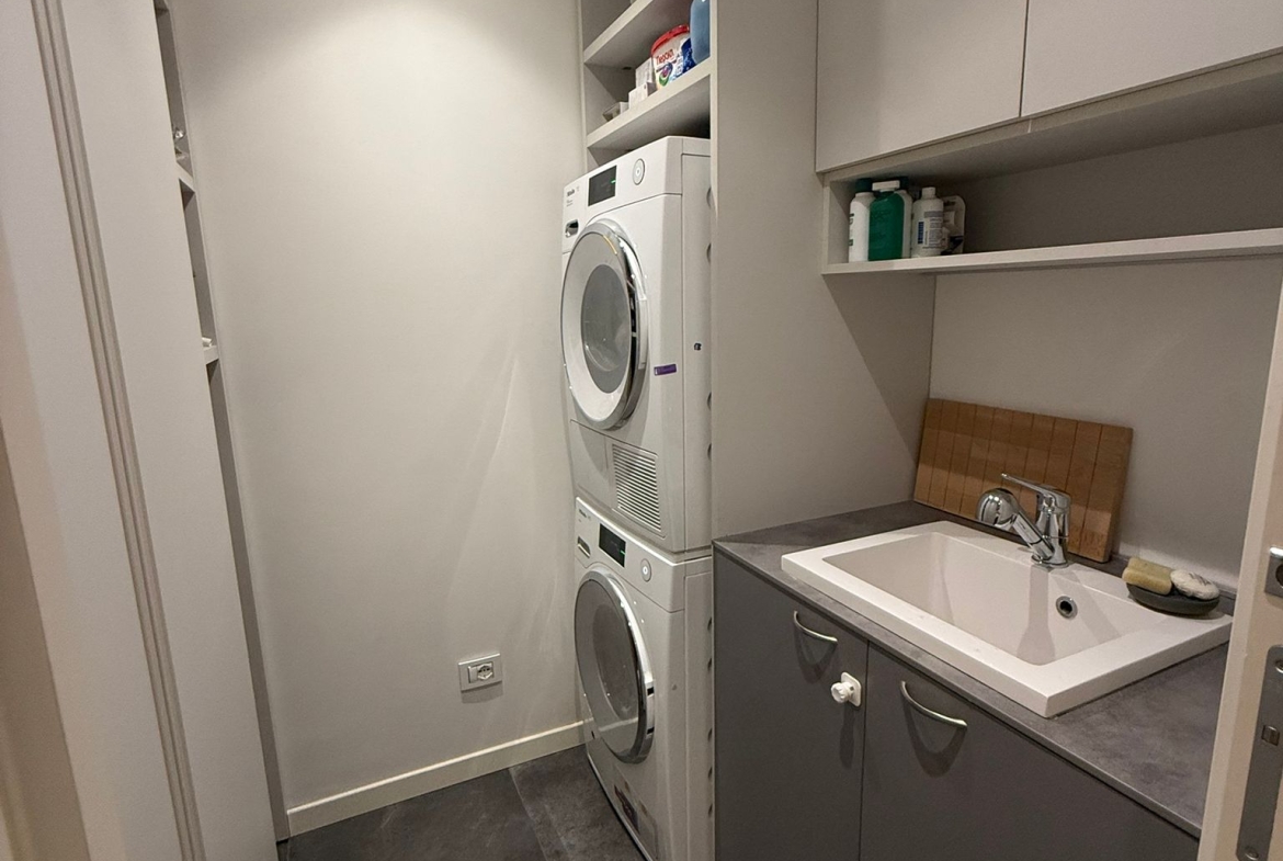 ULTIMO PIANO BELLISSIMO ATTICO CON TERRAZZO E BOX DOPPIO