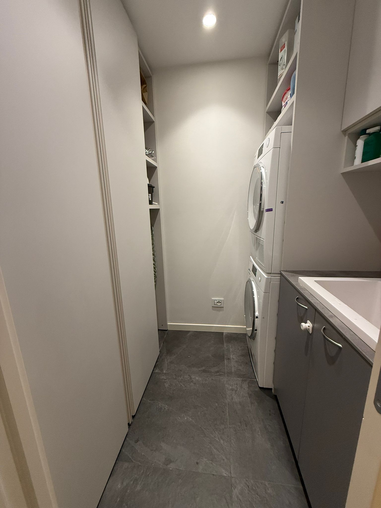 ULTIMO PIANO BELLISSIMO ATTICO CON TERRAZZO E BOX DOPPIO