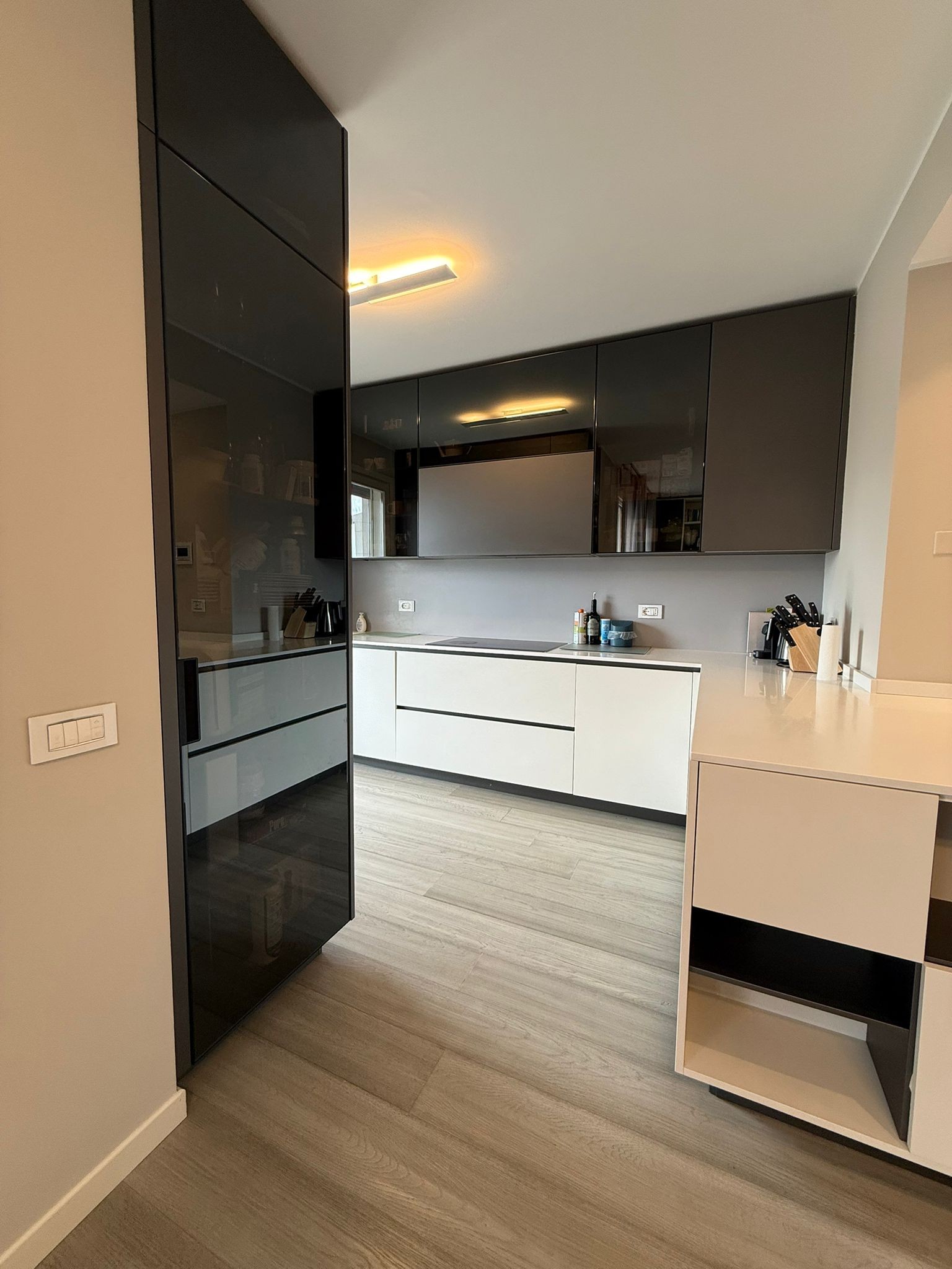 ULTIMO PIANO BELLISSIMO ATTICO CON TERRAZZO E BOX DOPPIO